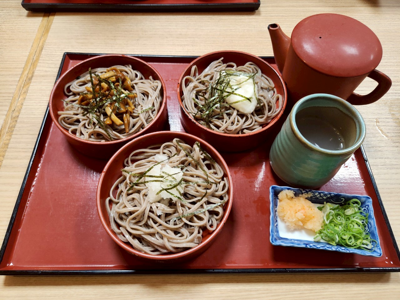 出雲名物 割子そば（三段）