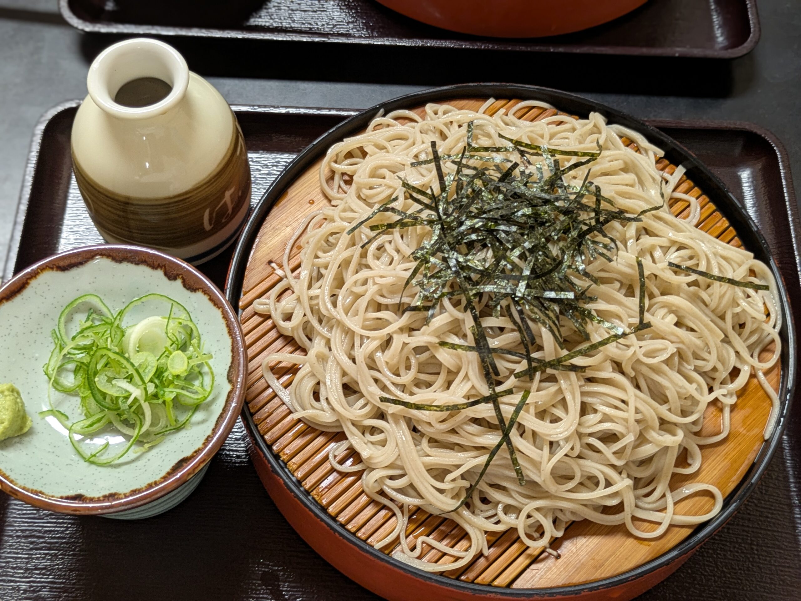 善光寺参道沿いの蕎麦屋で食べたざる蕎麦